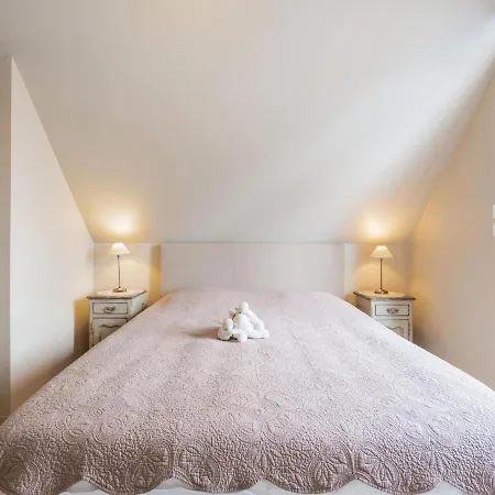 Inviting Holiday In With Garden Ferienhaus Nieuwpoort